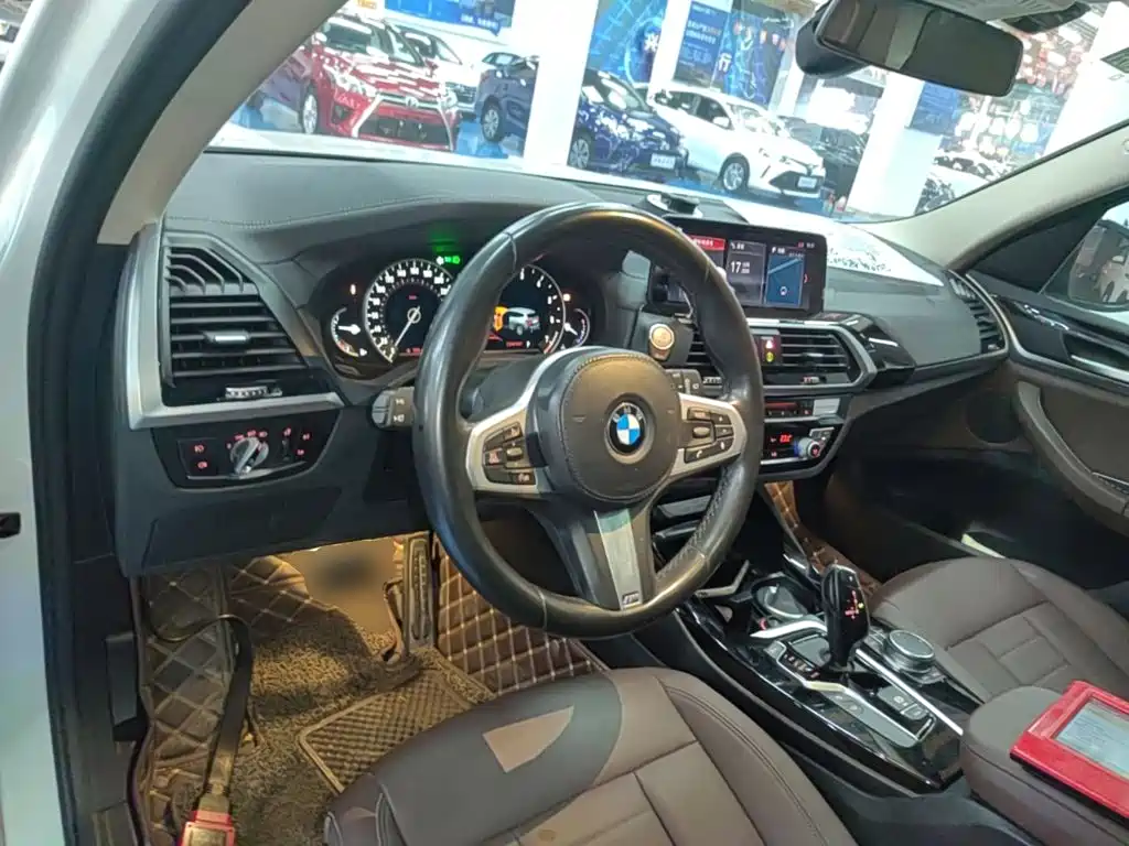 BMW X3 — миниатюра 10