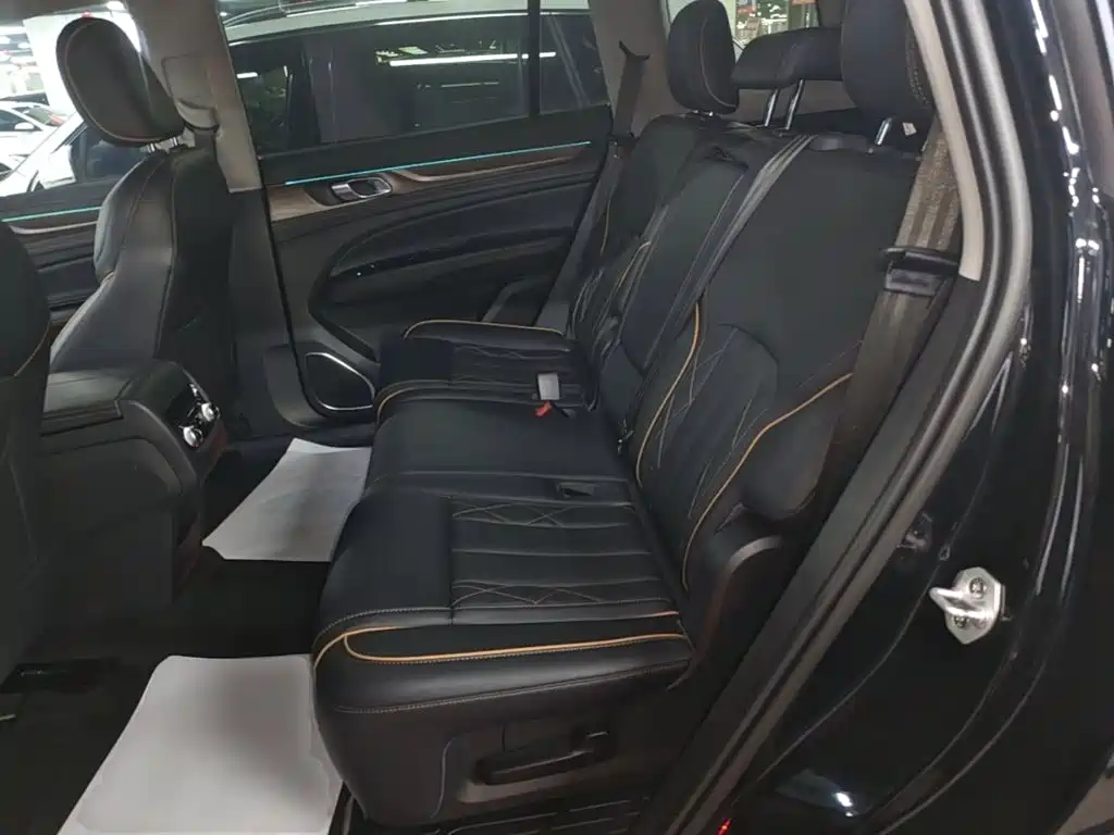 Ford Equator — миниатюра 17