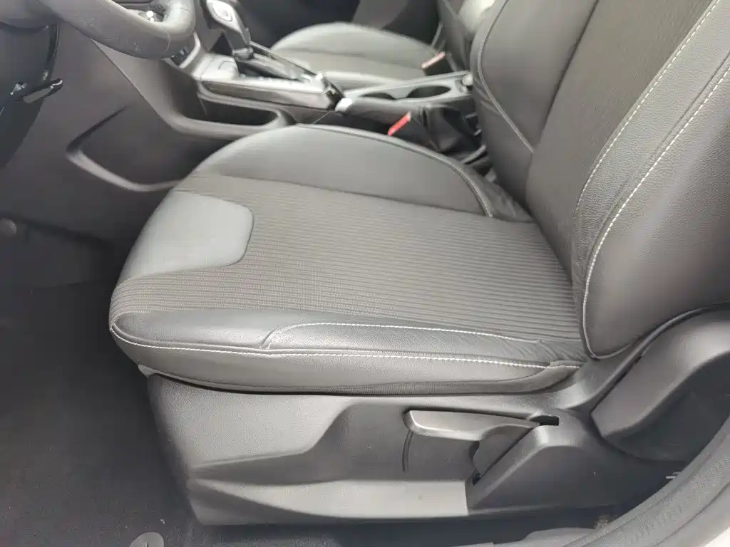 Ford Focus — миниатюра 20