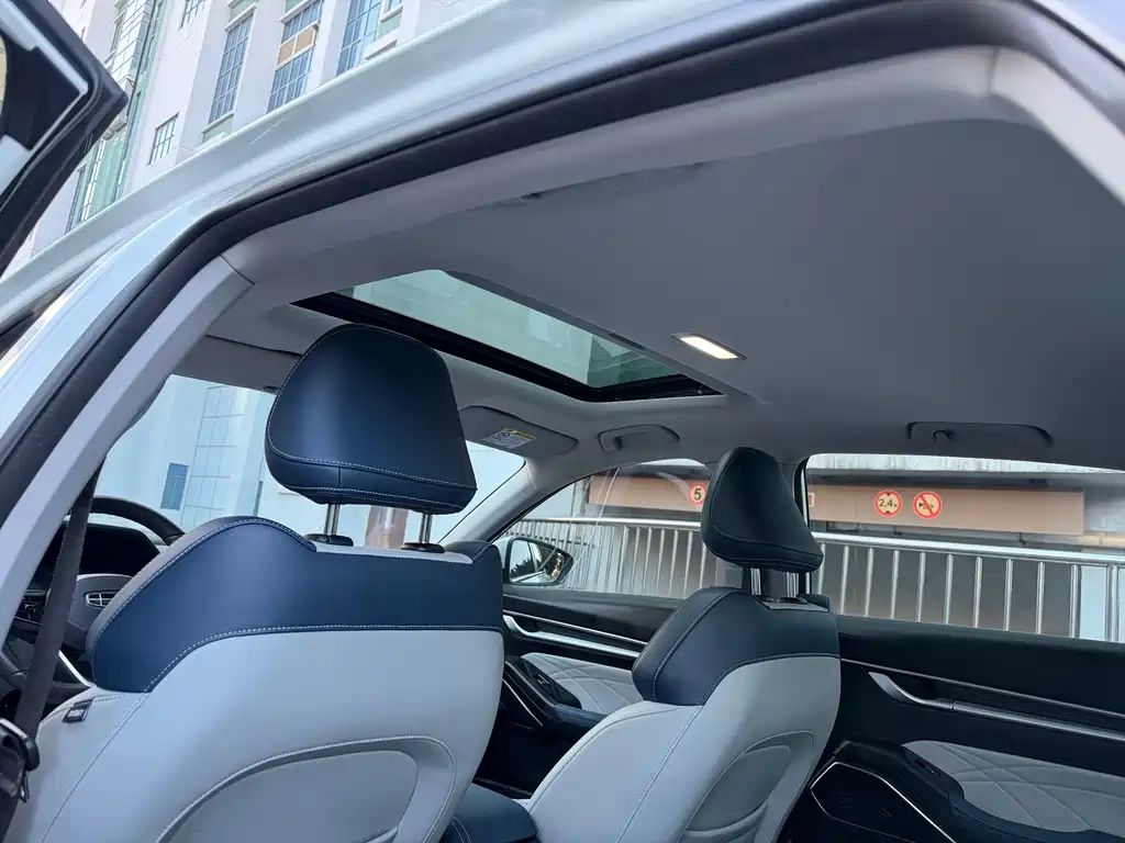 GEELY AUTOMOBILE EMGRAND