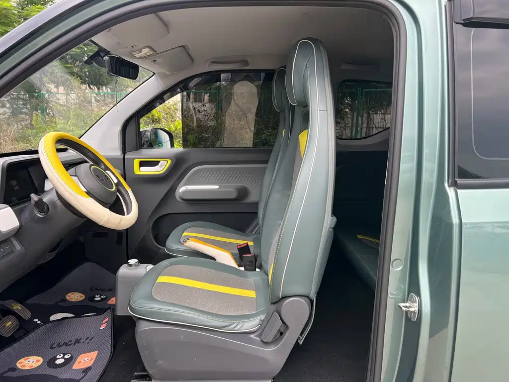 Wuling MINIEV — миниатюра 5