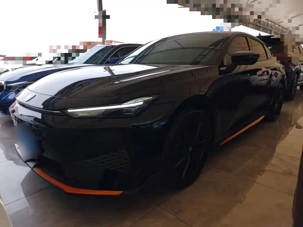 Changan UNI-V 2024