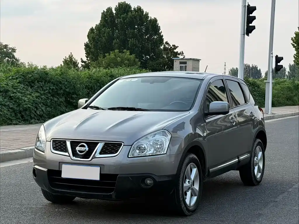 Nissan Qashqai 2.0XV Thunder CVT 2WD, фото 3