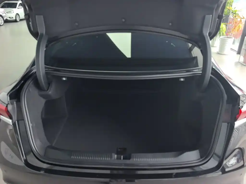 Buick LaCrosse — миниатюра 19