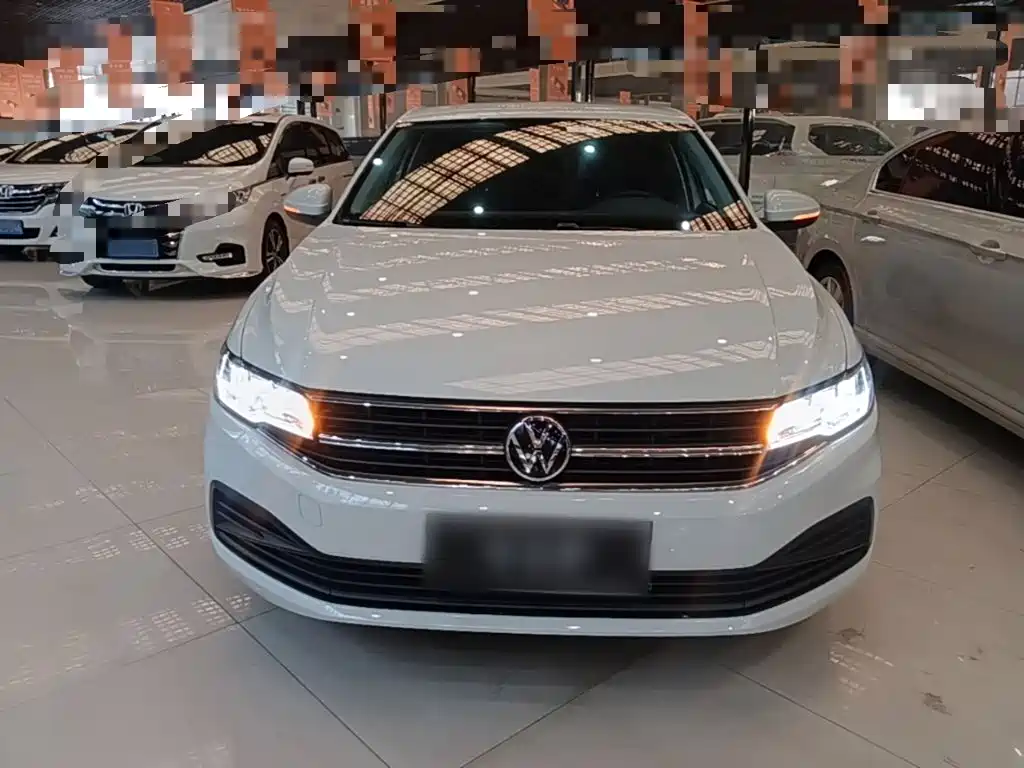 Volkswagen Bora — миниатюра 3