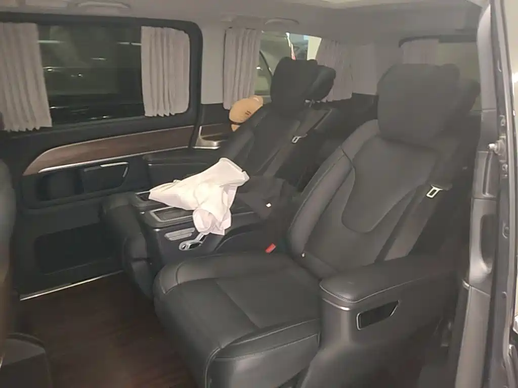 Mercedes-Benz V-Class — миниатюра 13
