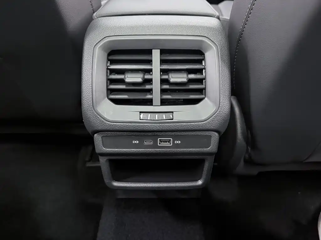 Volkswagen Tharu — миниатюра 20