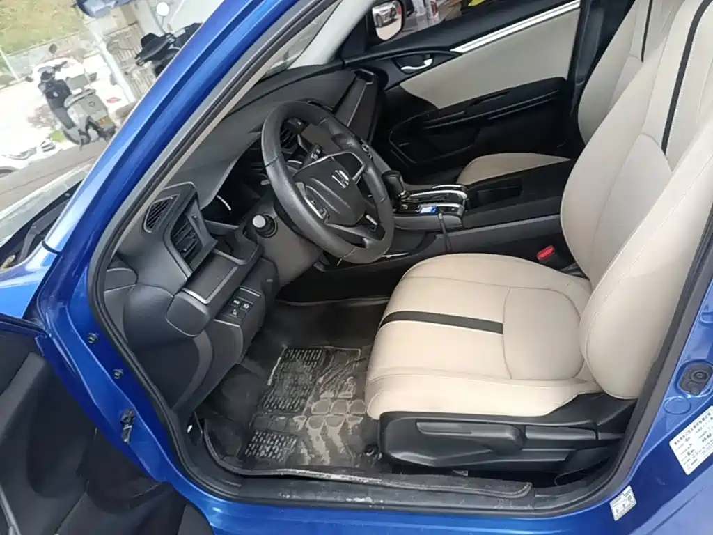 Honda Civic — миниатюра 15