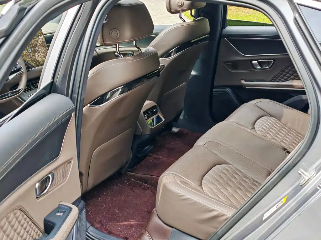 BYD Han — миниатюра 8