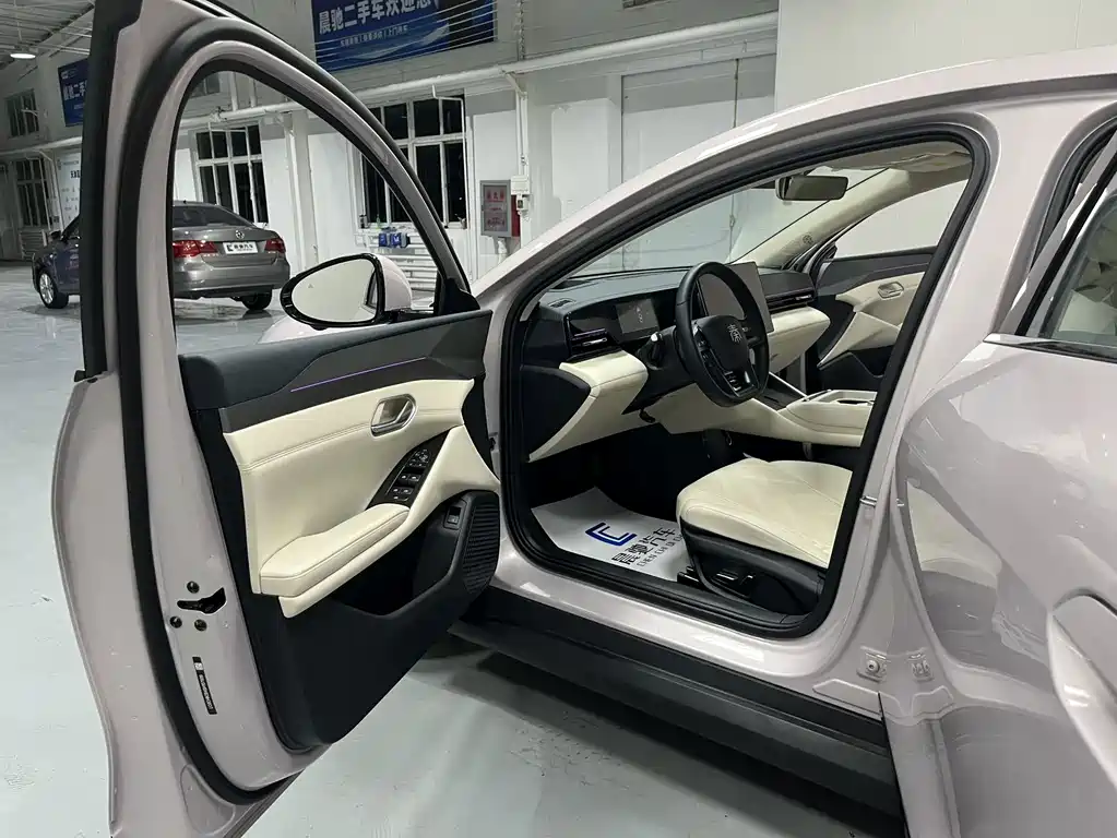 BYD Qin L — миниатюра 11