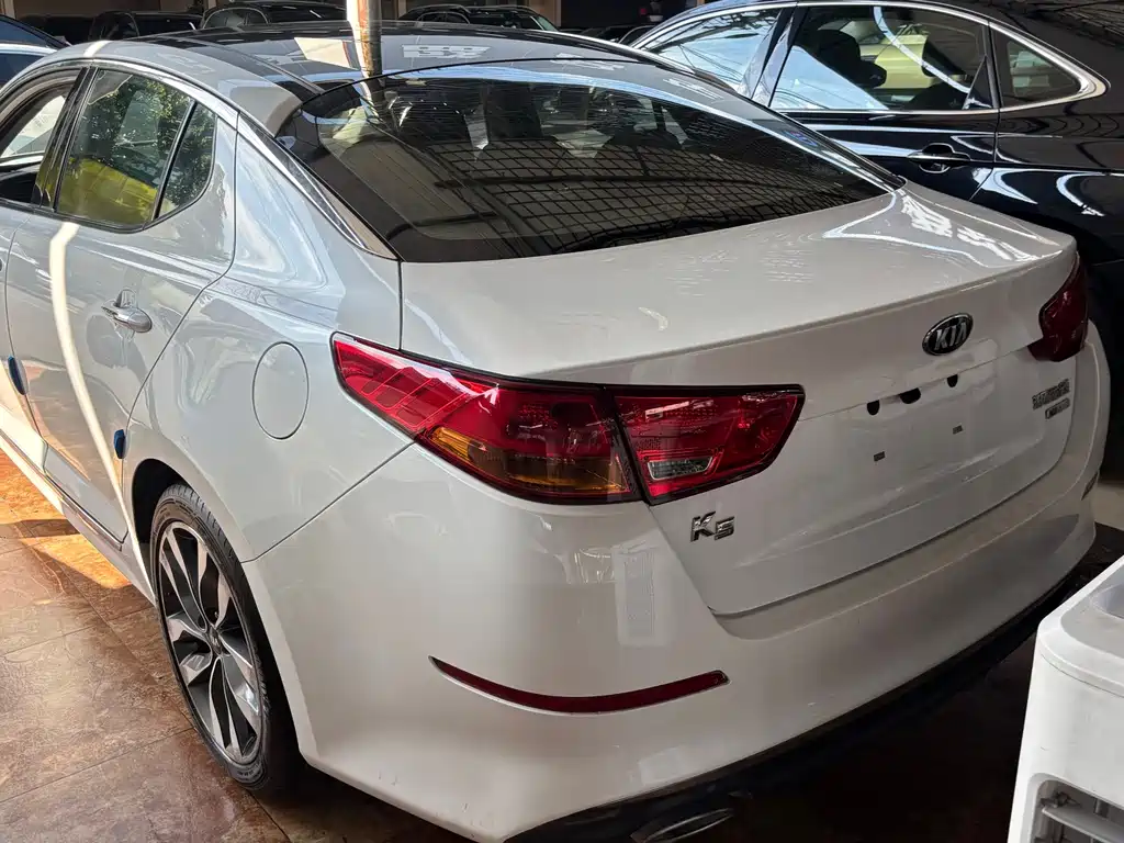 Kia K5 — миниатюра 17