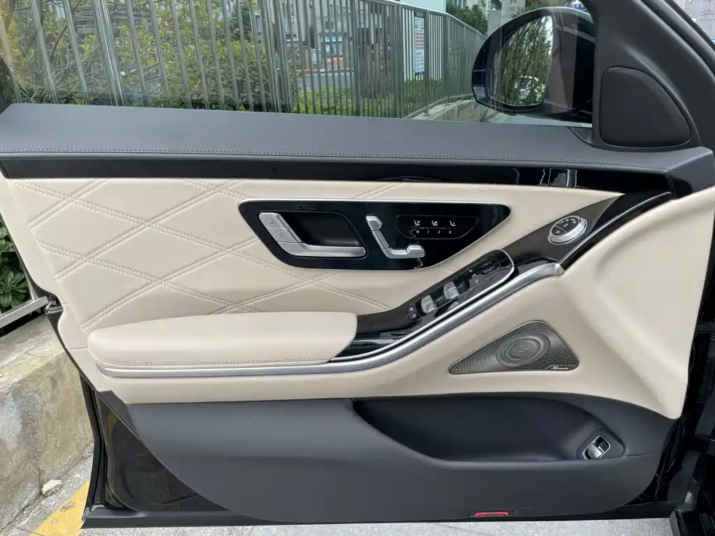 Mercedes-Benz S-Class — миниатюра 10