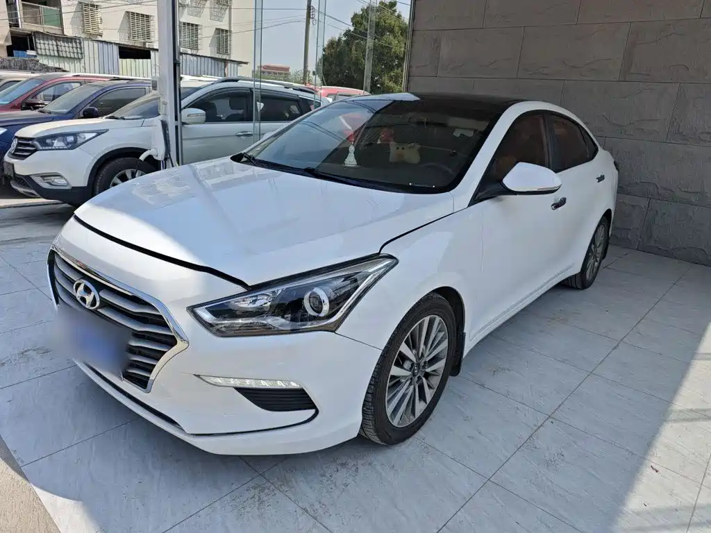 Hyundai Mistra — миниатюра 2