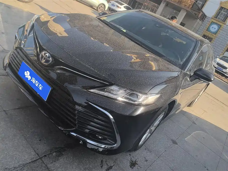 TOYOTA CAMRY