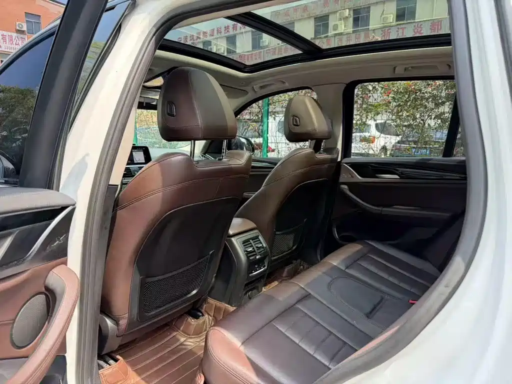 BMW X3 — миниатюра 6