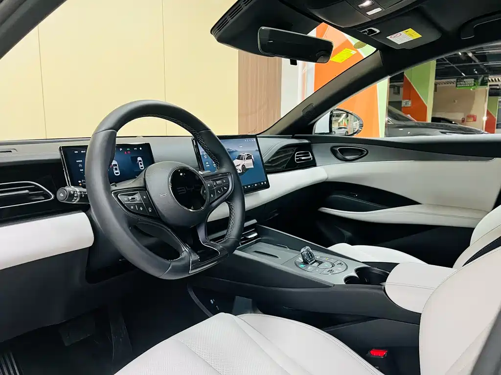 BYD SEAL 06 NEW ENERGY