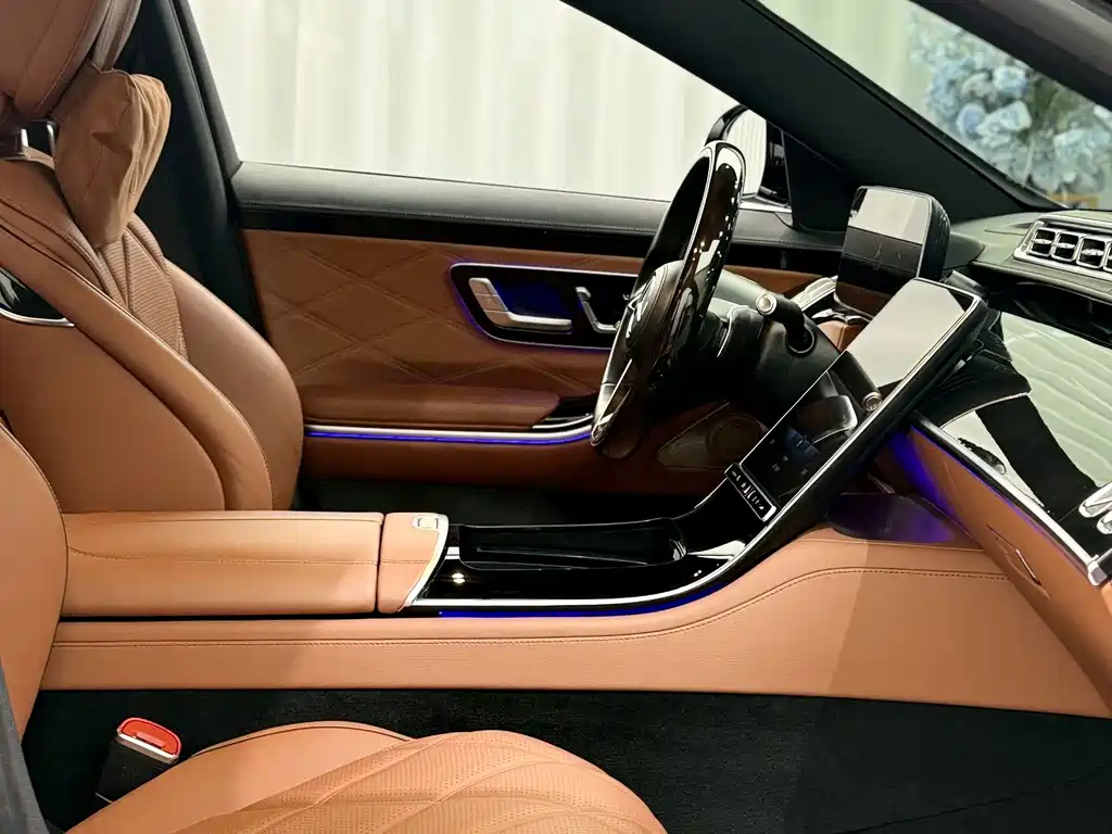 Mercedes-Benz S-Class — миниатюра 6