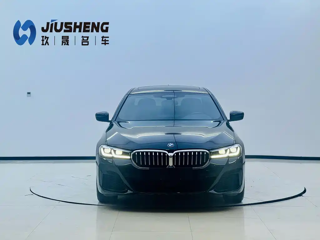BMW 5 Series 5 2022 535Le M Sport