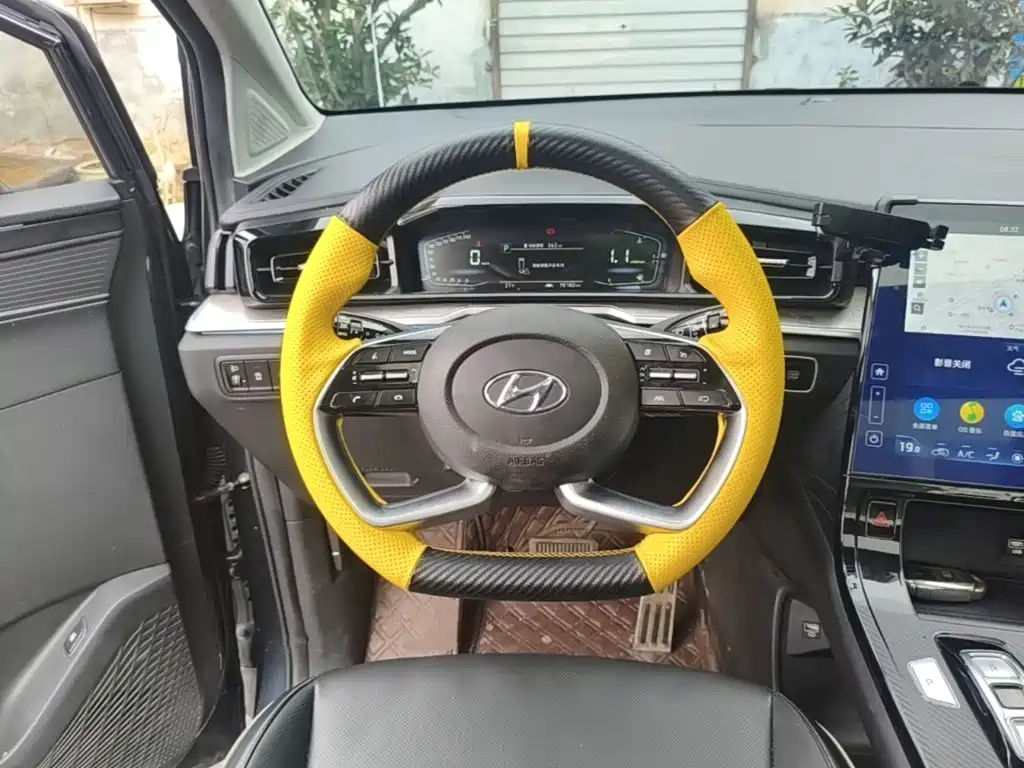 Hyundai Custo — миниатюра 11