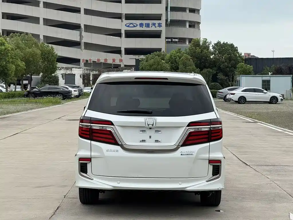 Honda Elysion — миниатюра 5