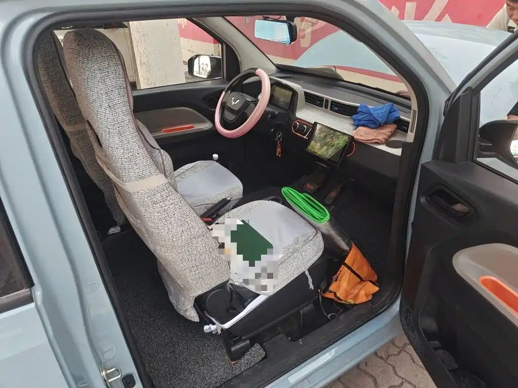 Wuling MINIEV — миниатюра 22
