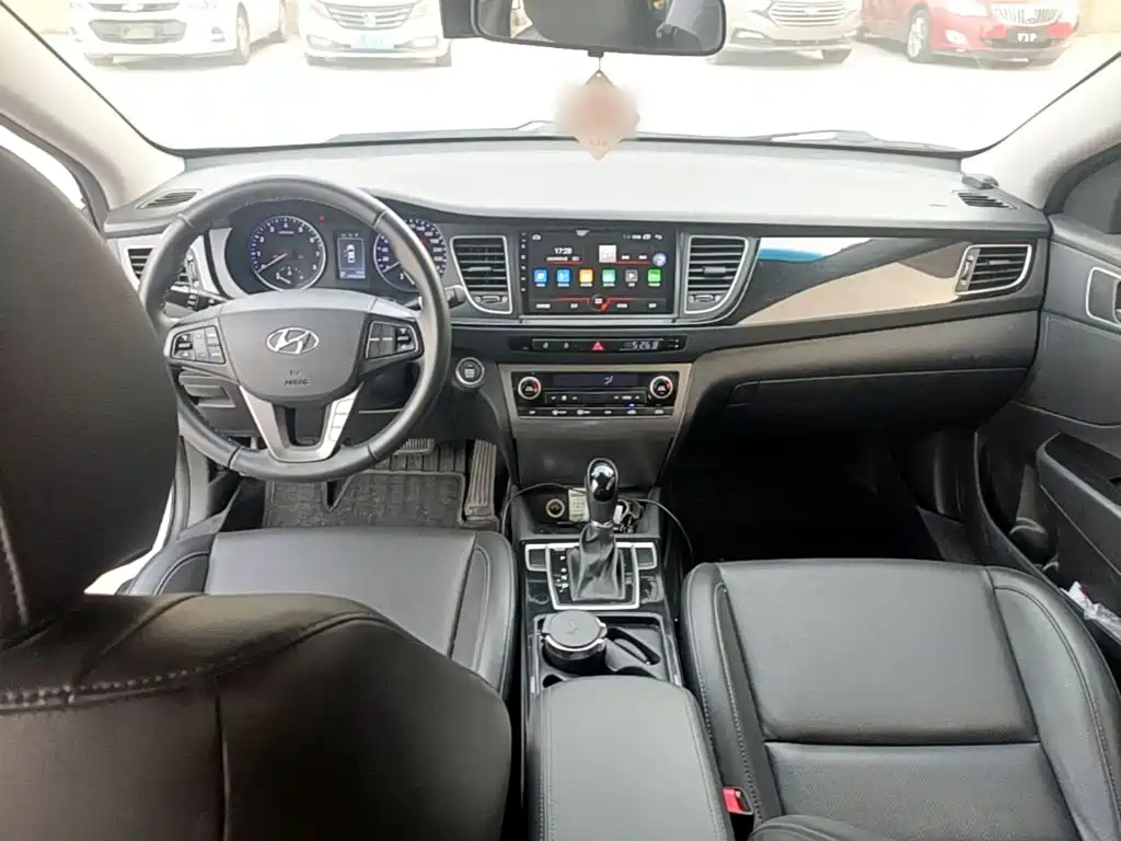 Hyundai Mistra — миниатюра 10