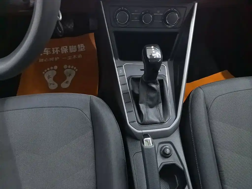 Volkswagen Polo — миниатюра 14