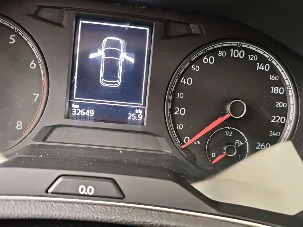 Volkswagen T-Roc — миниатюра 18