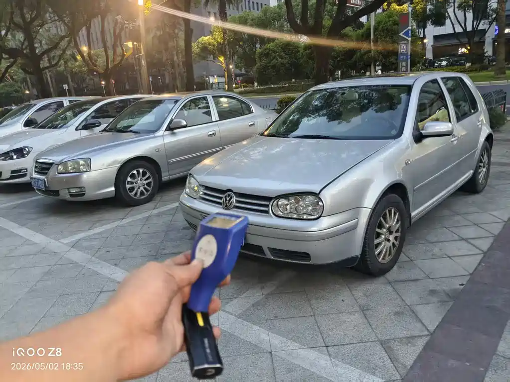 Volkswagen Golf 2005