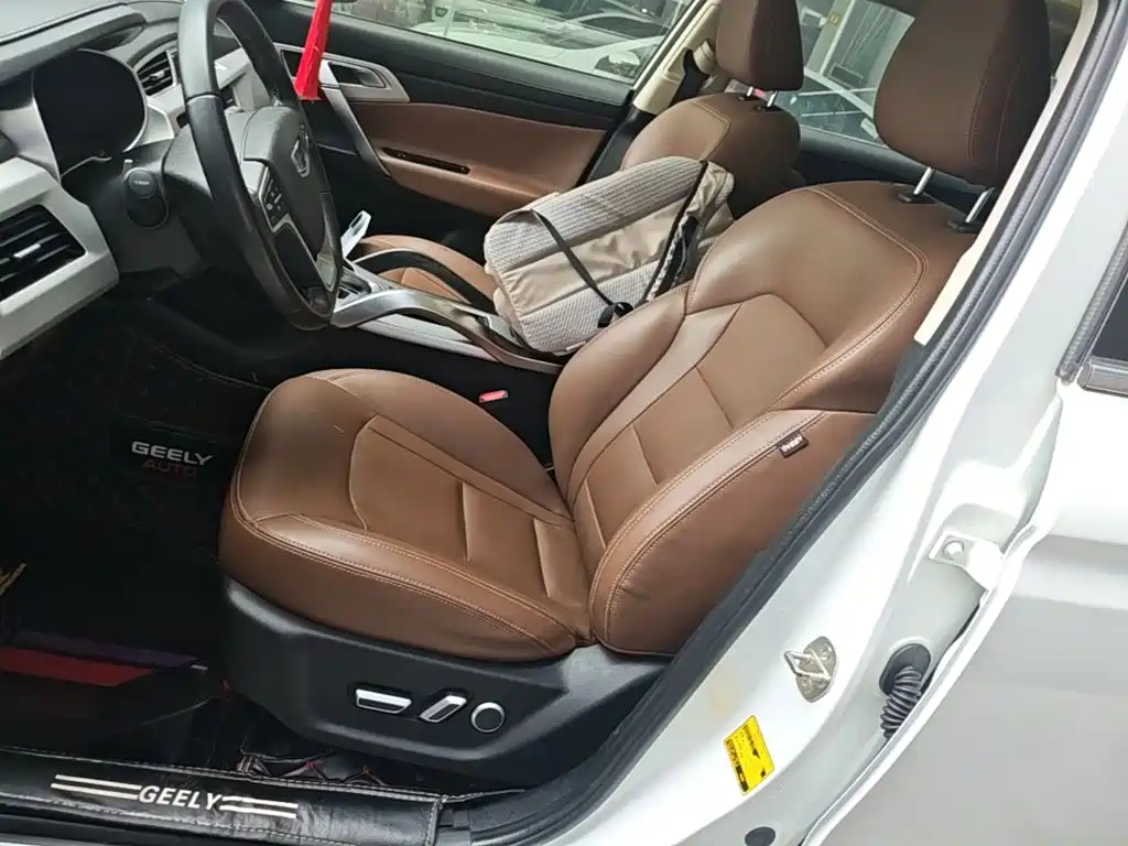 Geely Boyue — миниатюра 15