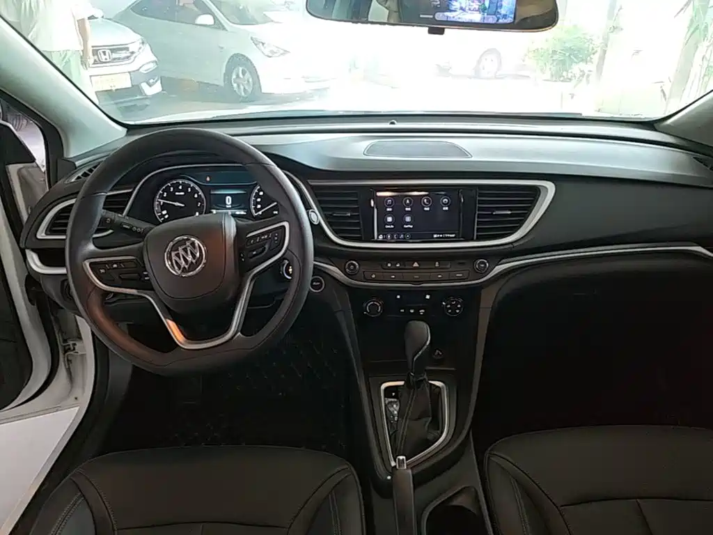 Buick Excelle — миниатюра 10
