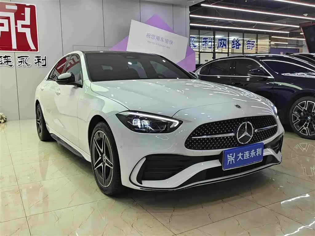 Mercedes-Benz C-Class — миниатюра 3