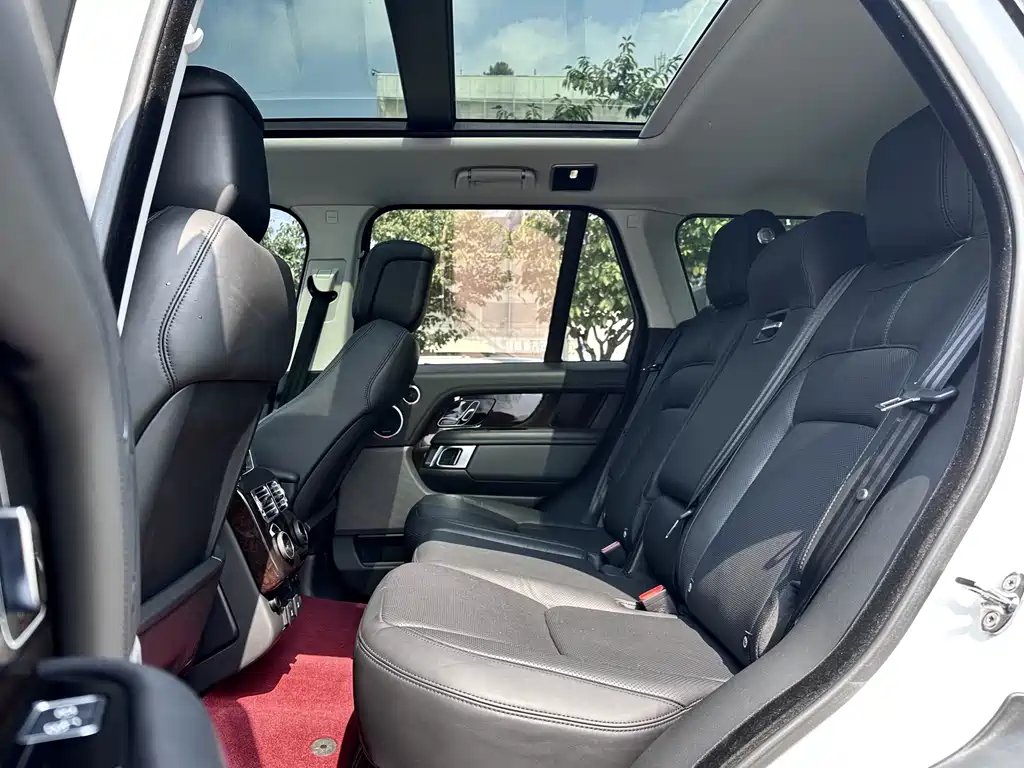 Land Rover Range Rover — миниатюра 11