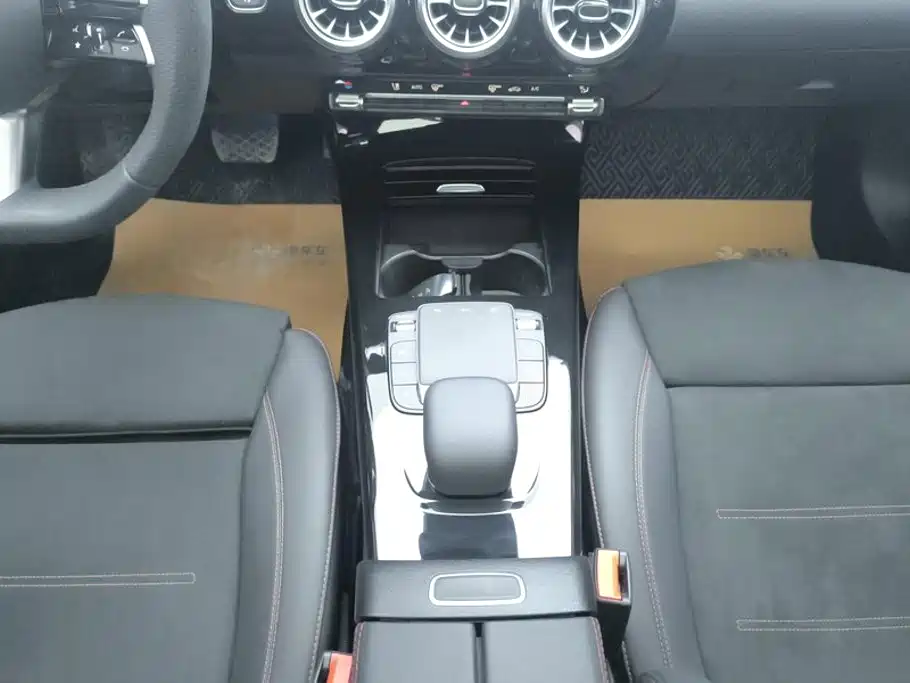 Mercedes-Benz A-Class — миниатюра 16