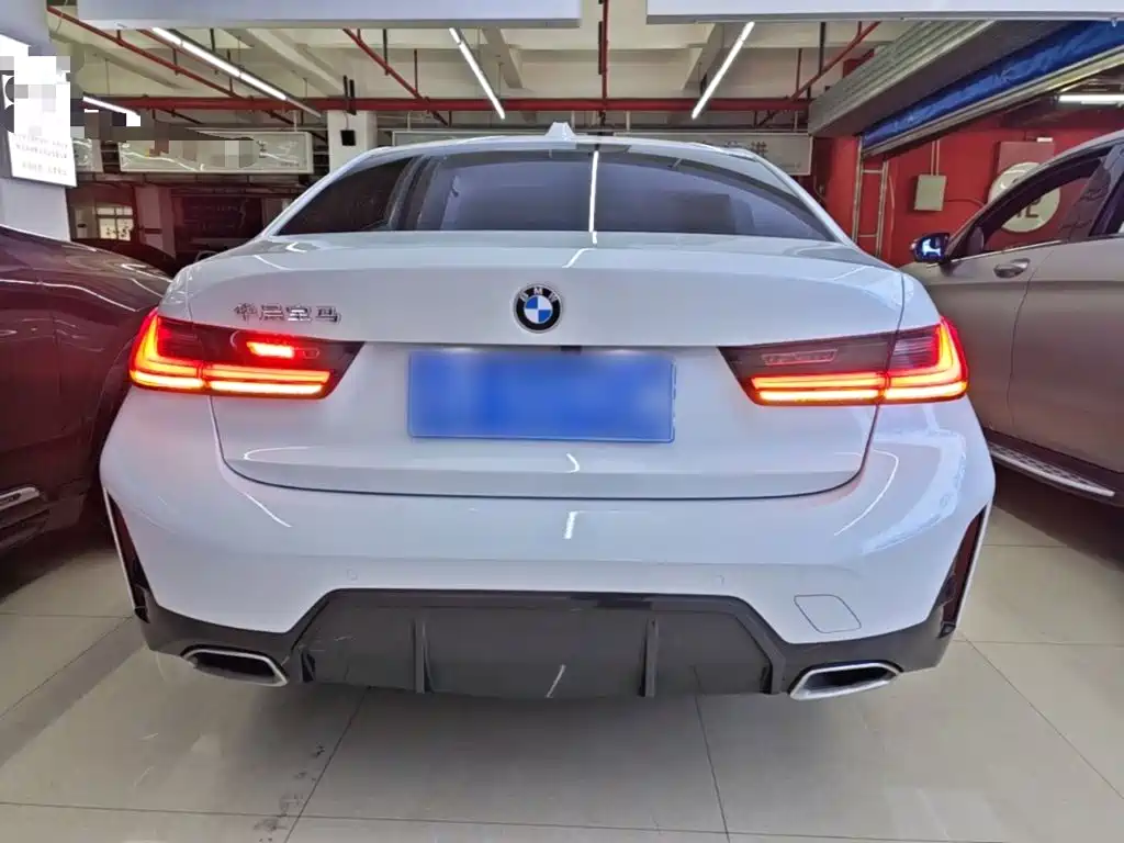BMW 3 Series — миниатюра 6