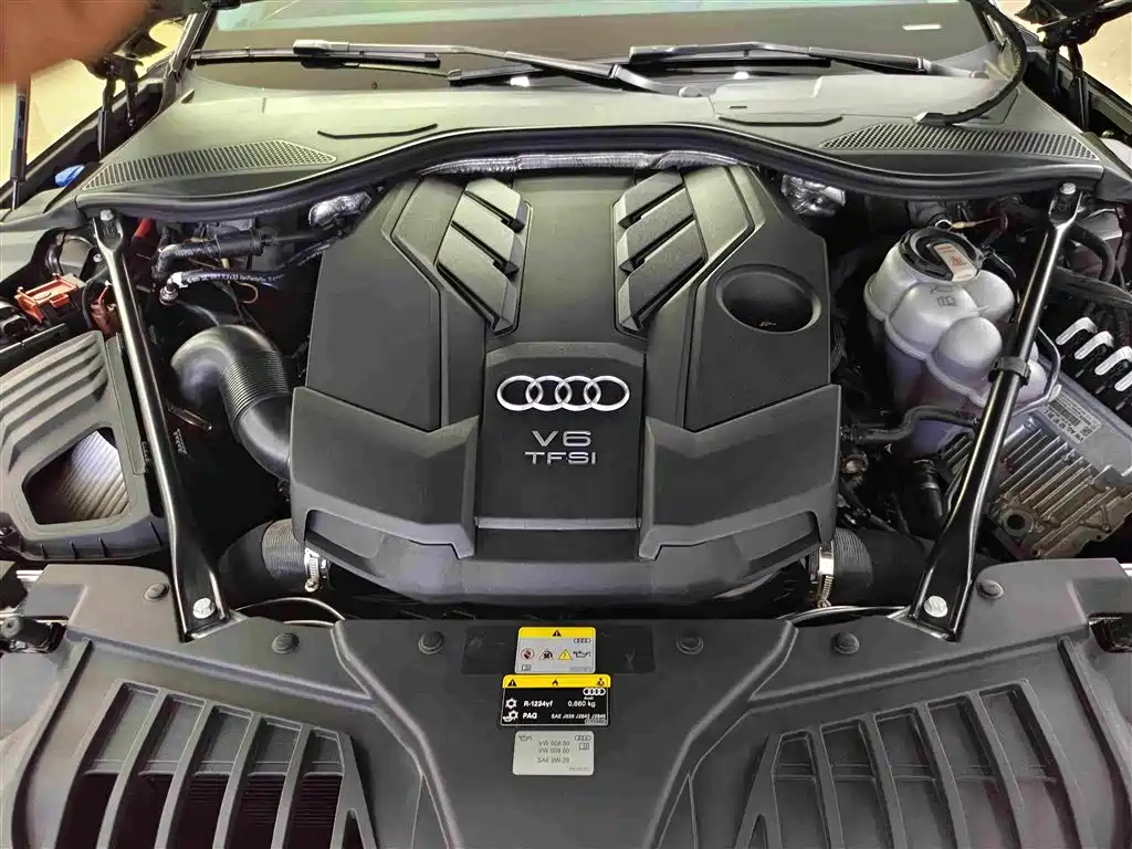 Audi A8 — миниатюра 12