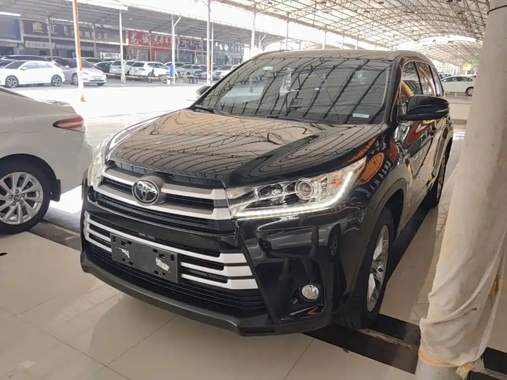 Toyota Highlander — миниатюра 2