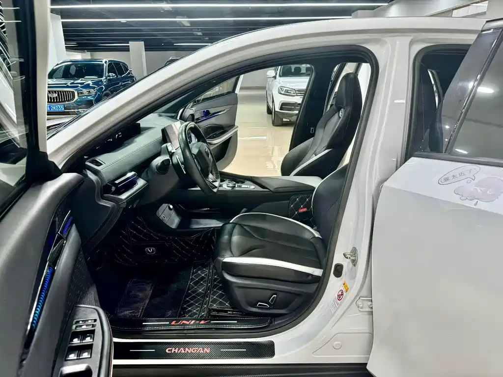Changan UNI-V — миниатюра 7