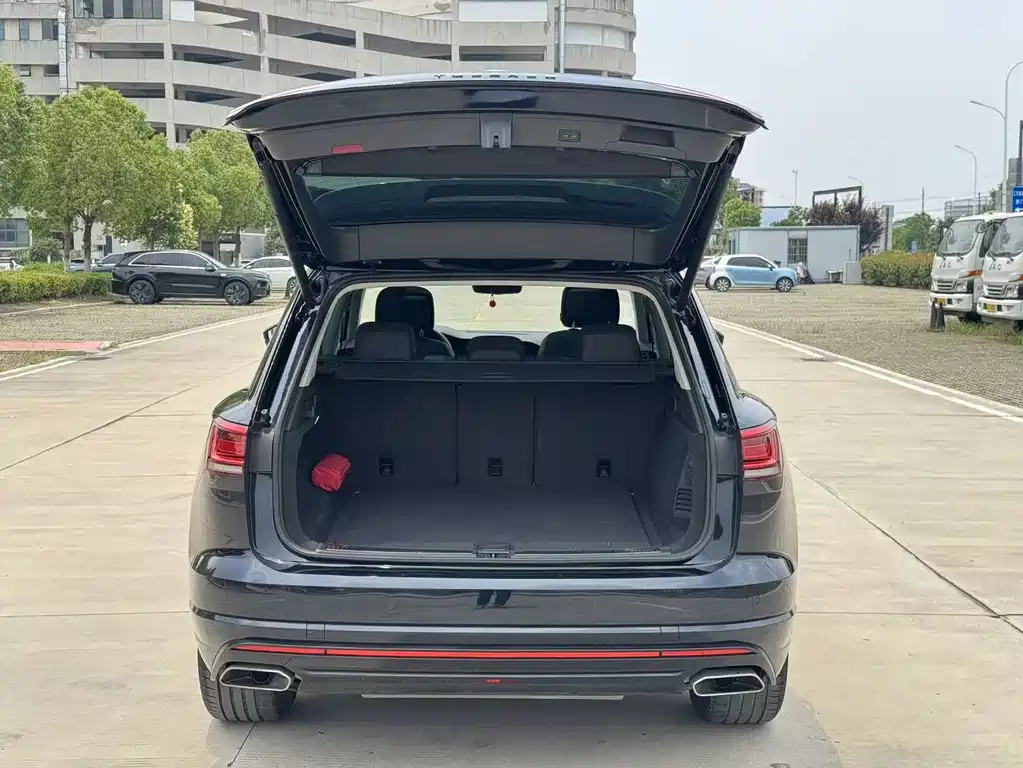 Volkswagen Touareg — миниатюра 9