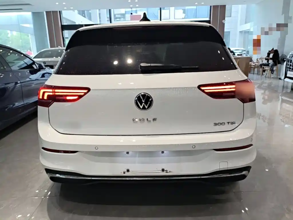 Volkswagen Golf — миниатюра 6