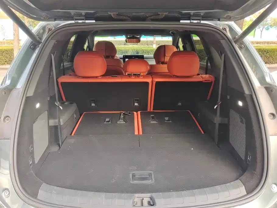 BYD Tang L — миниатюра 4