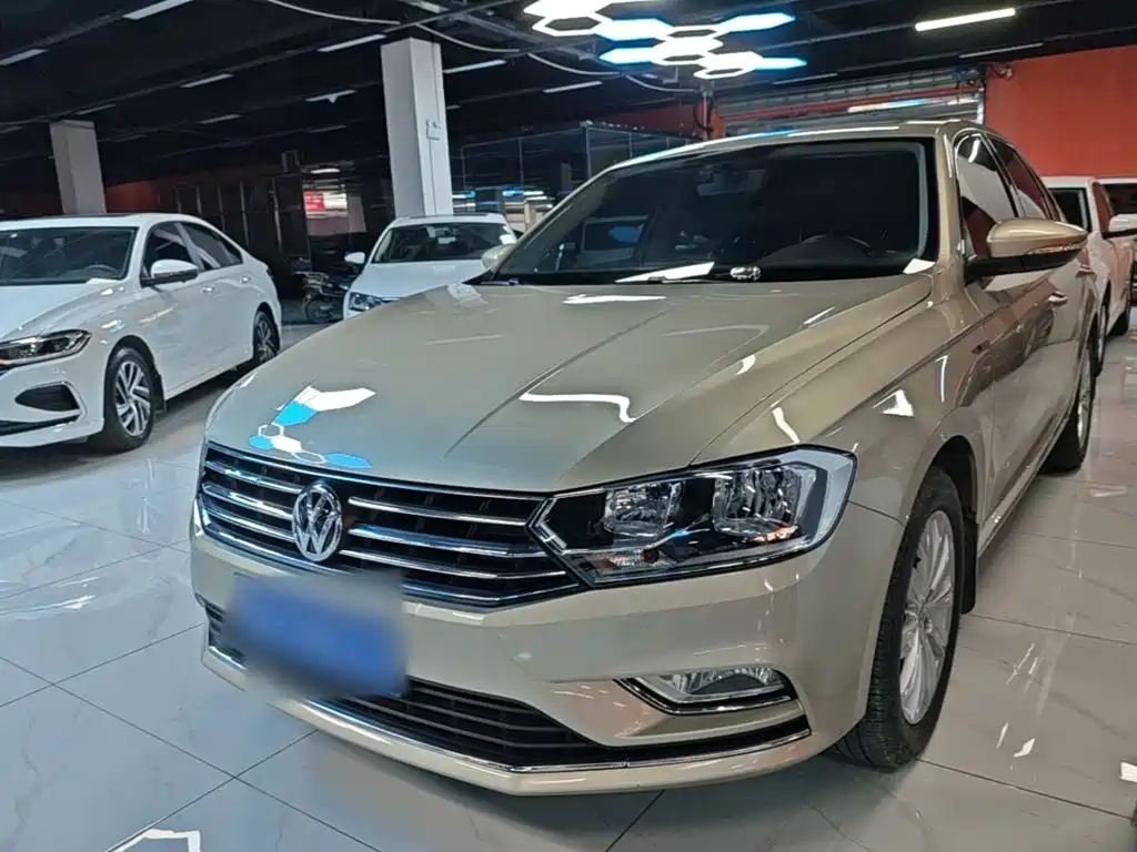 Volkswagen Bora — миниатюра 2