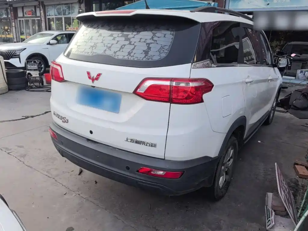 Wuling Hongguang S3 — миниатюра 7