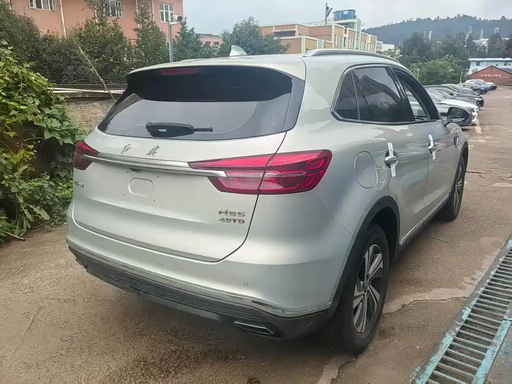 Hongqi Hongqi HS5 — миниатюра 8