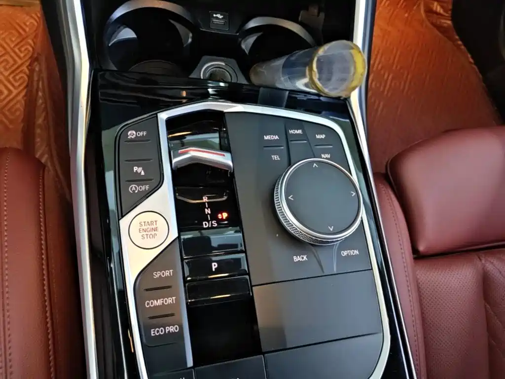 BMW 3 Series — миниатюра 14