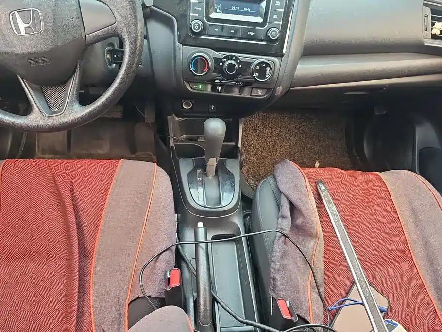Honda Fit — миниатюра 16