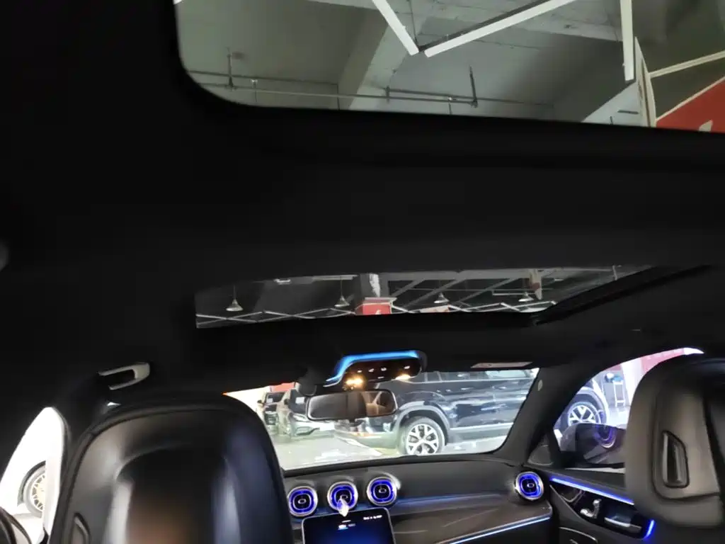 Mercedes-Benz C-Class — миниатюра 18