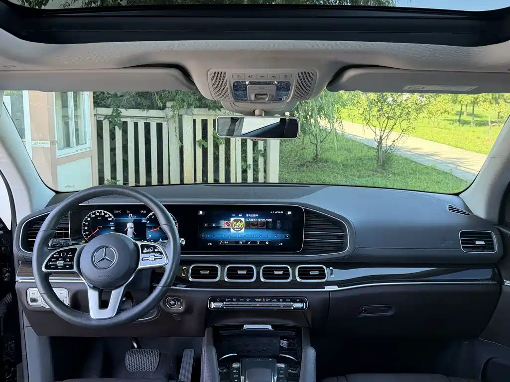 Mercedes-Benz GLE (Import) — миниатюра 3