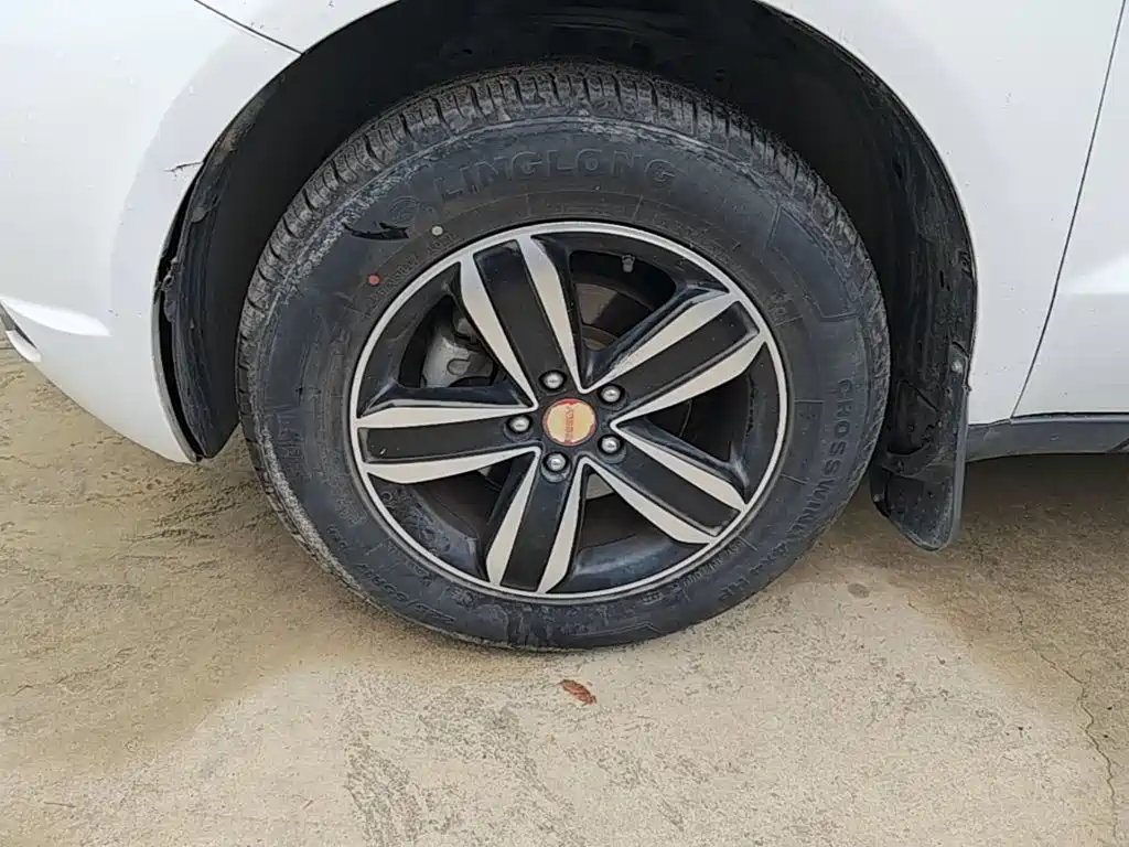 Geely GX7 — миниатюра 23