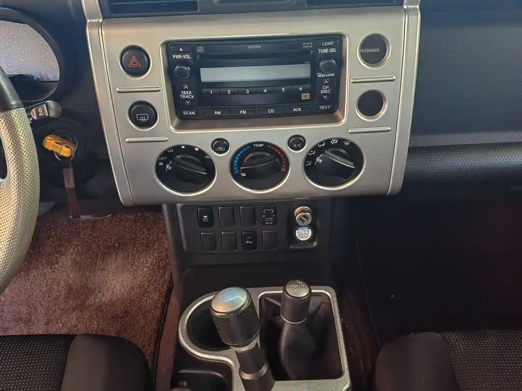 Toyota FJ Cruiser FJ 2018 4.0L AT